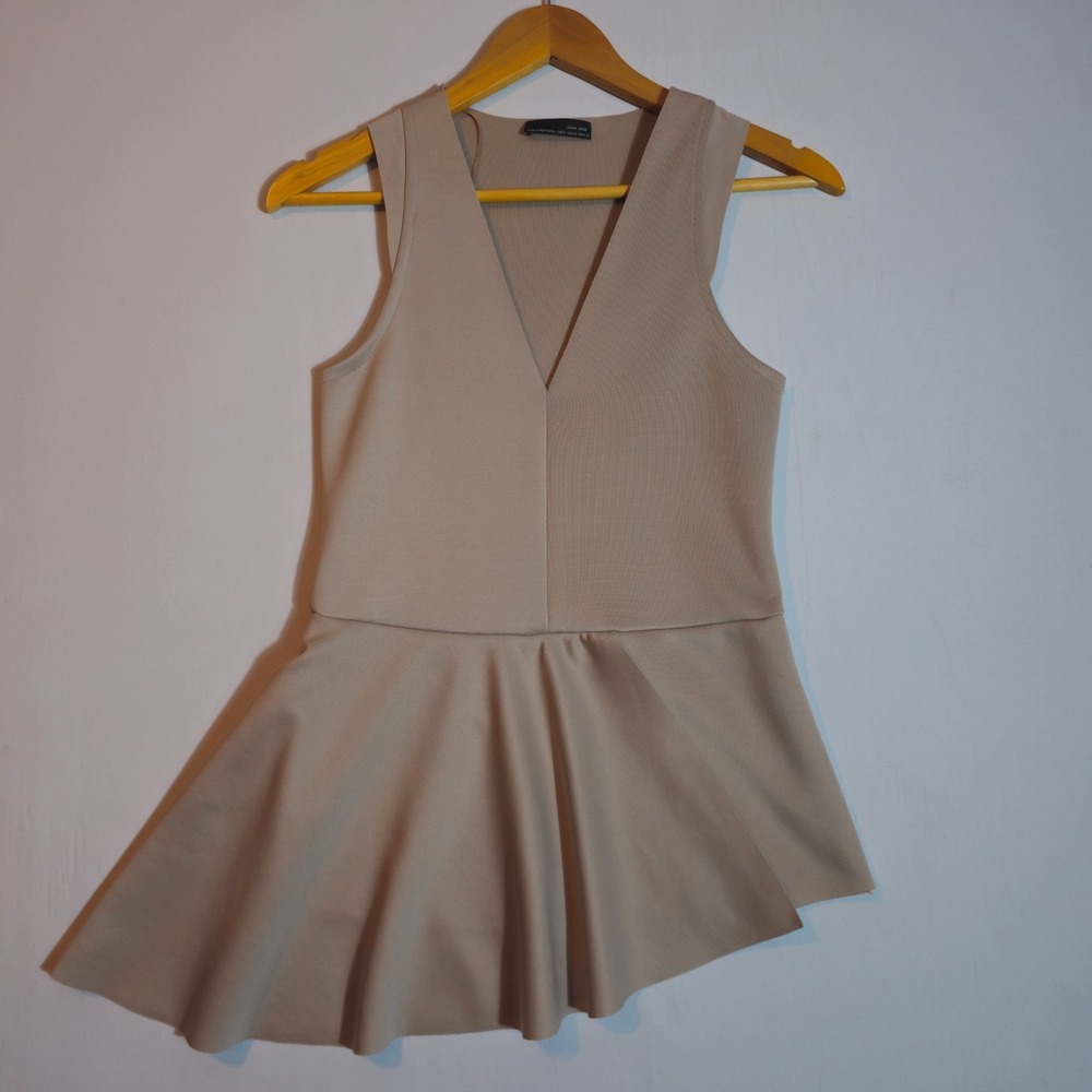 Zara Top Womens Small Beige Sleeveless V-Neck Asymmetrical Low Cut Pullover